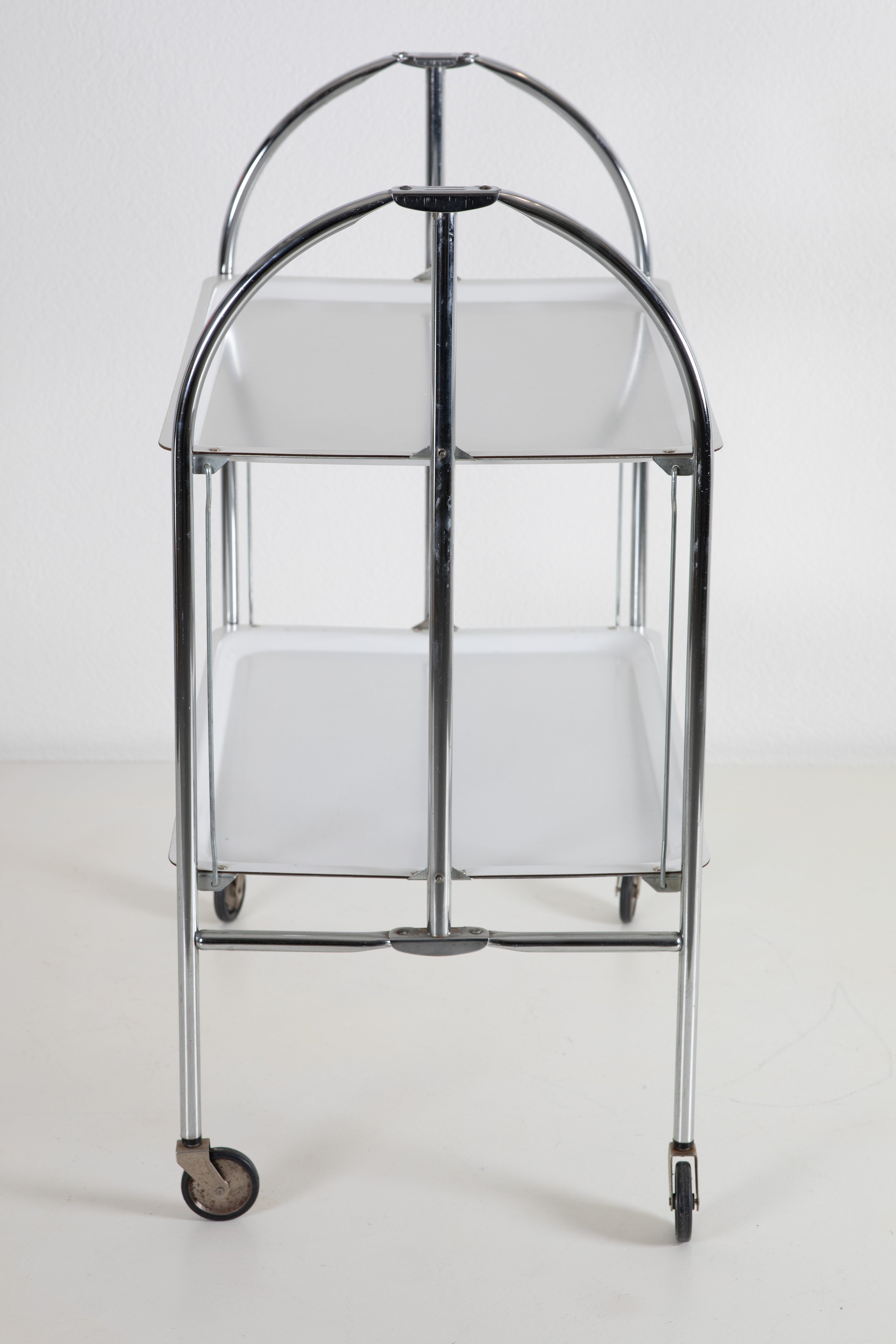Moving Tray