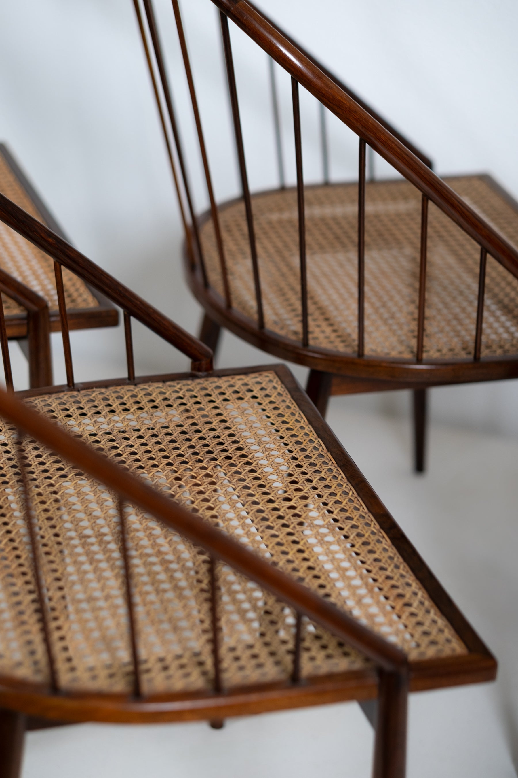 Joaquim Tenreiro Cadeira Curva Chairs