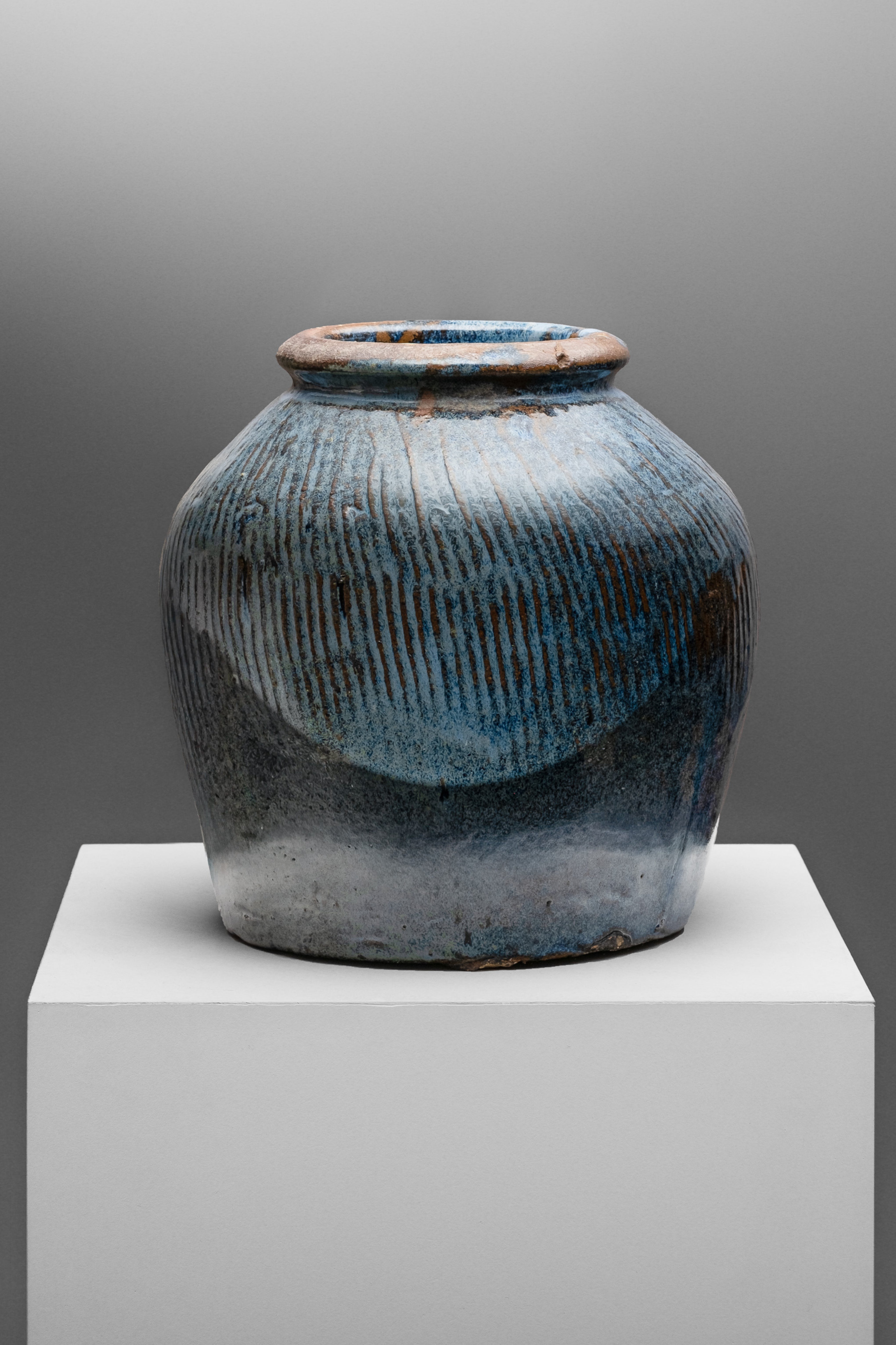 Blue Vintage Decorative Ceramic Pot (1)