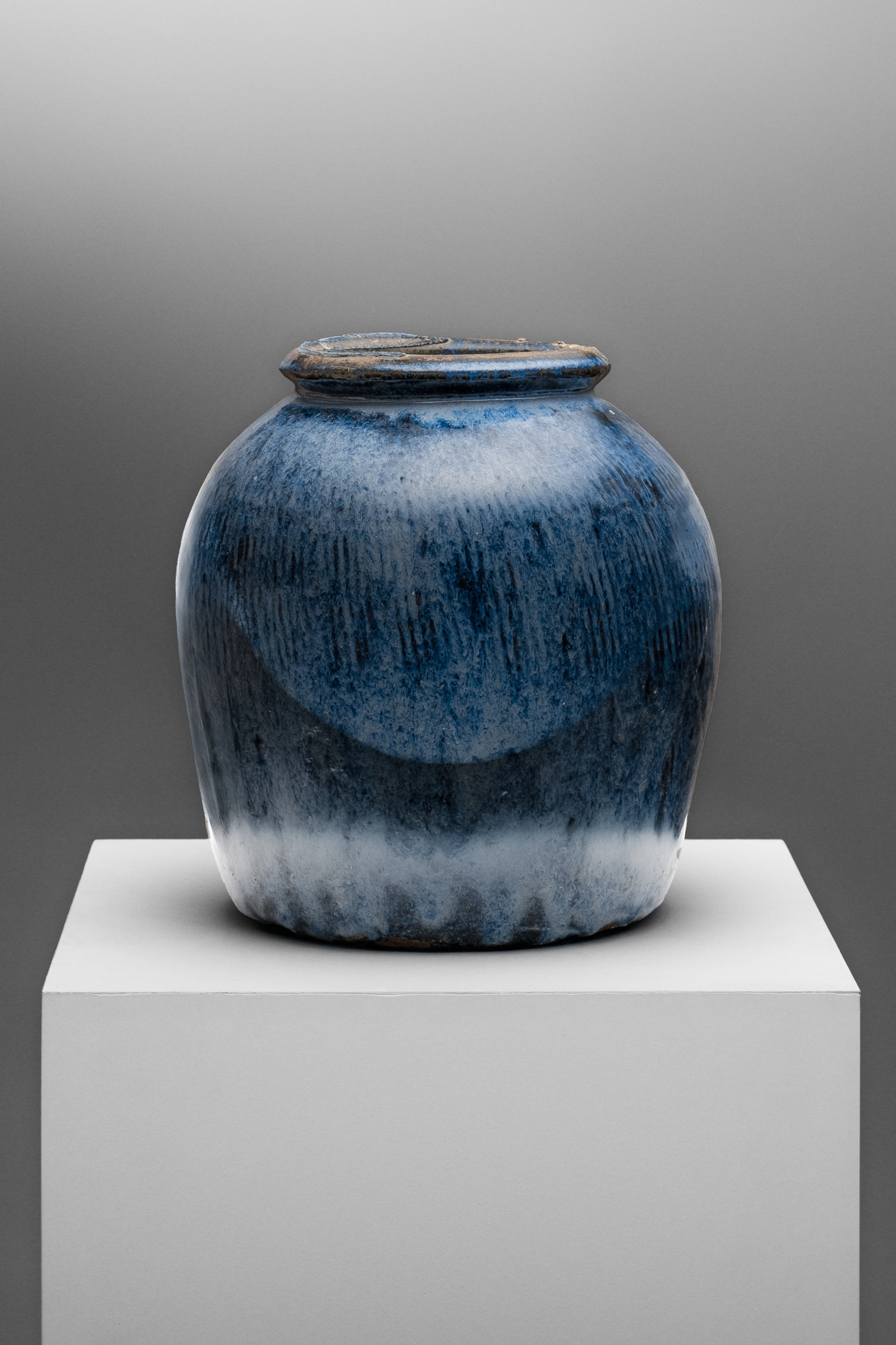Blue Vintage Decorative Ceramic Pot (2)