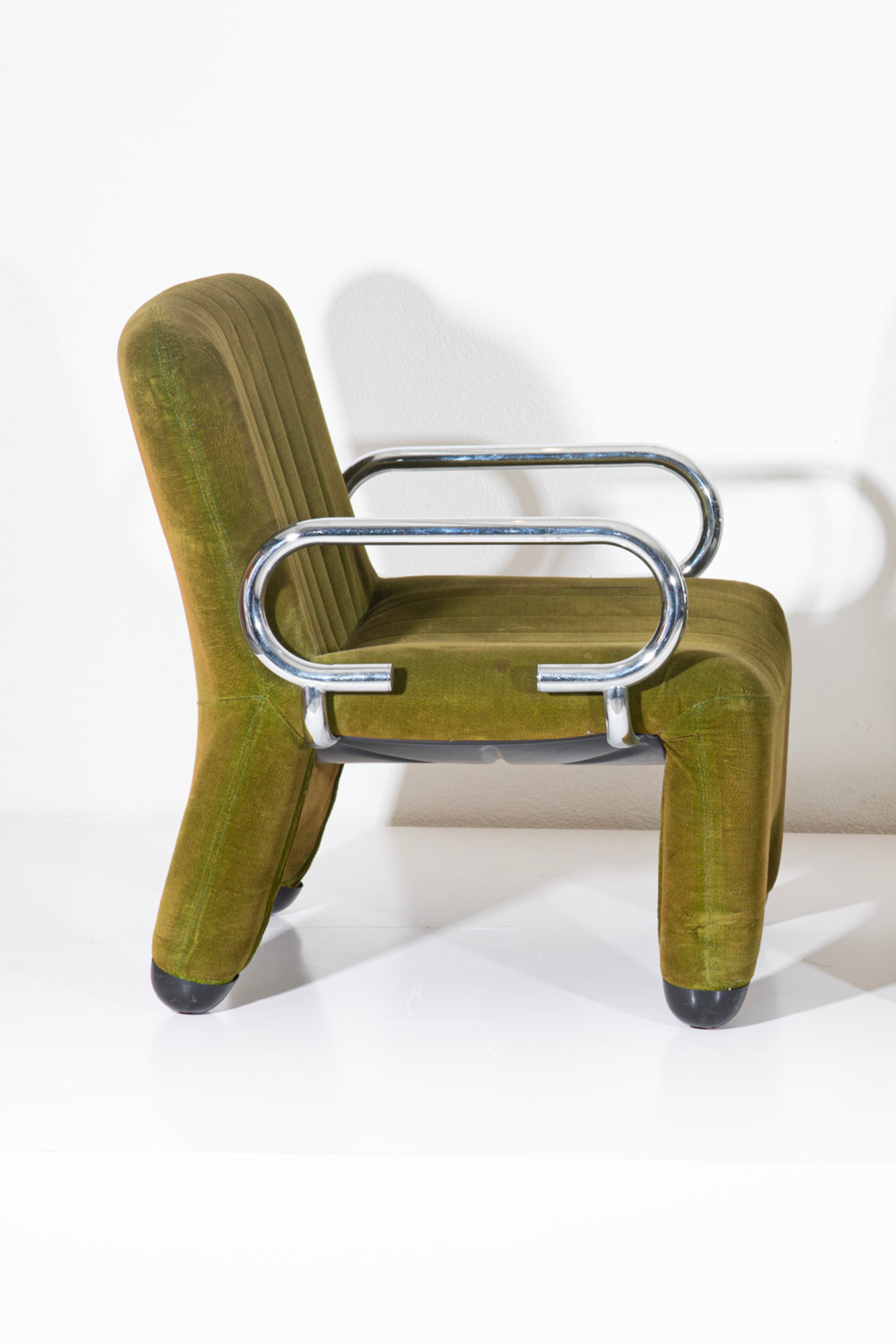 Avant-Garde Armchairs
