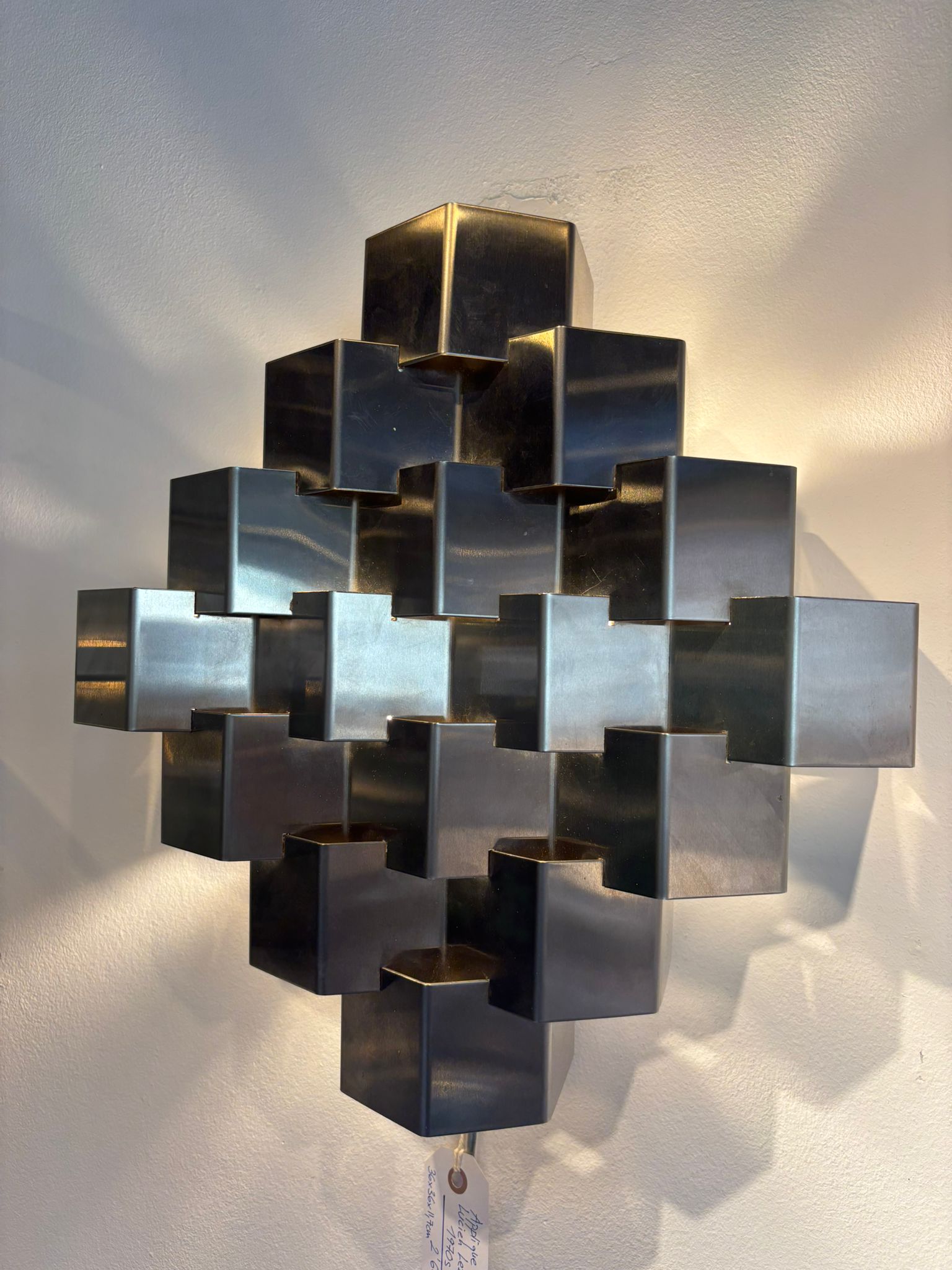 Diamond pattern Wall Sconce
