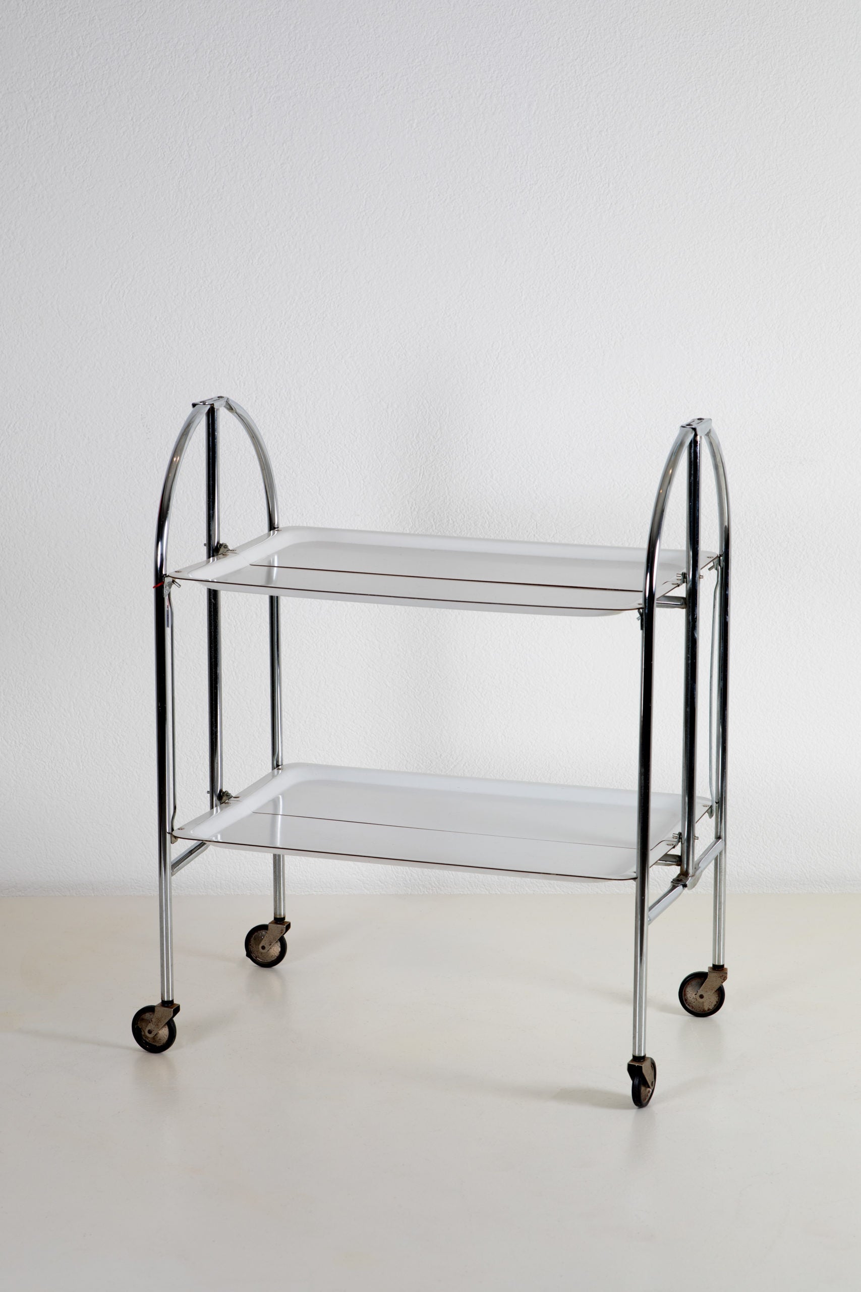 Moving Tray