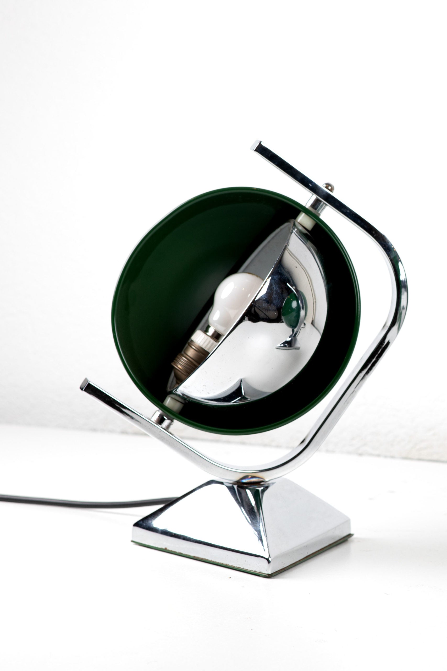 Space Age Eyeball Table Lamp