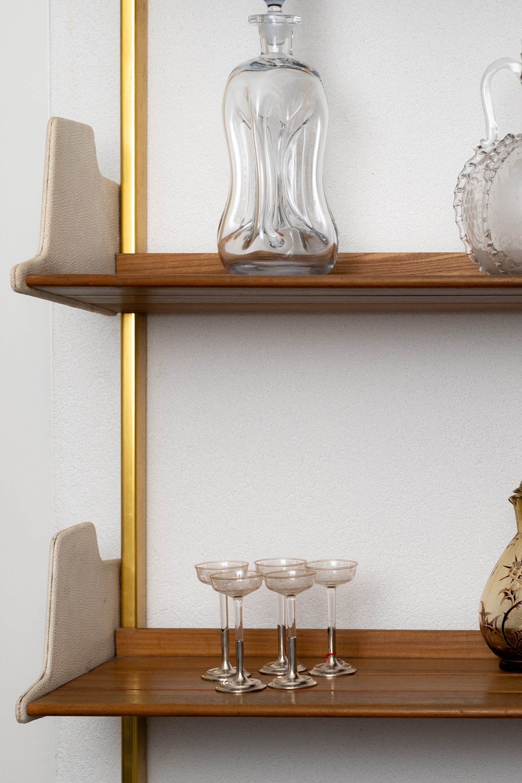 Osvaldi Borsani E60 Bookcase by Tecno