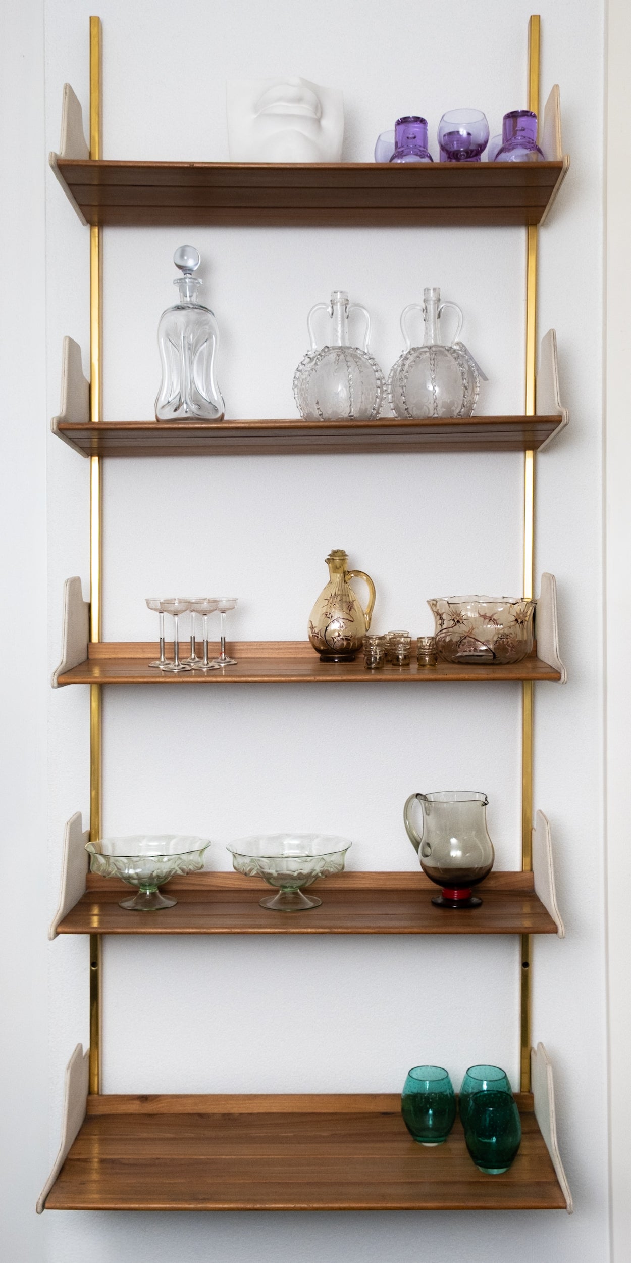 Osvaldi Borsani E60 Bookcase by Tecno