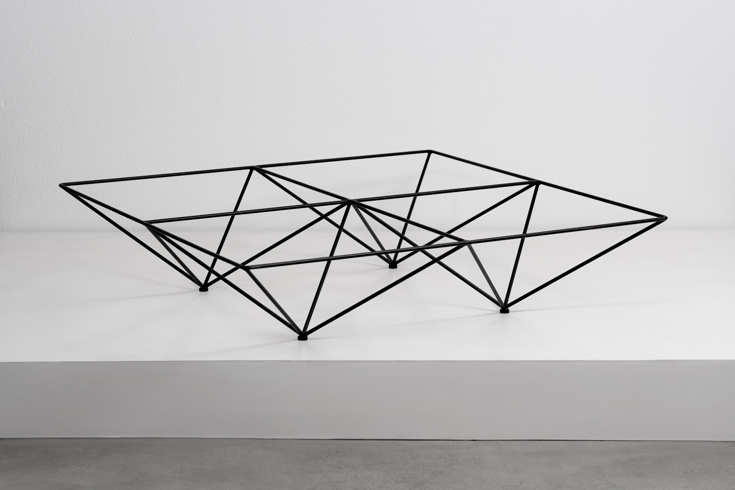 Alanda coffe table by Paolo Piva