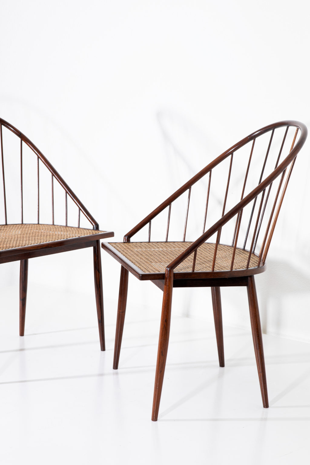 Joaquim Tenreiro Cadeira Curva Chairs
