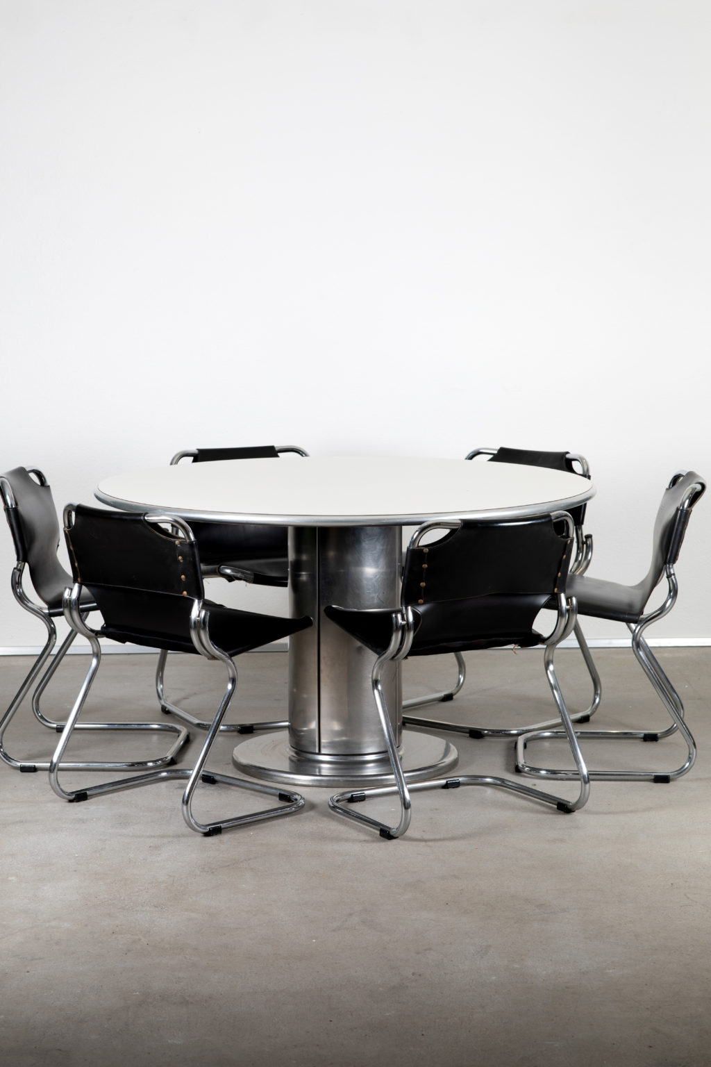 Chairs&Table