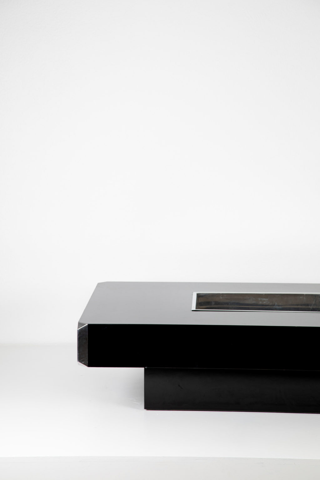 Willy Rizzo Alveo Black Coffee Table
