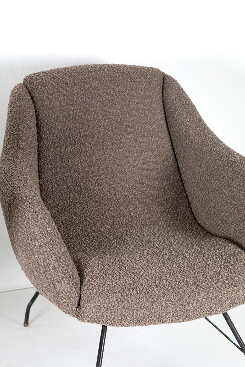 Pair of “Shell” Armchairs by Carlo Hauner and Martin Eisler